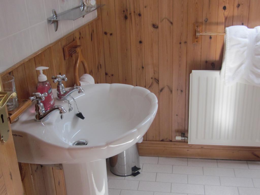 Devanes B&B Дінгл Номер фото